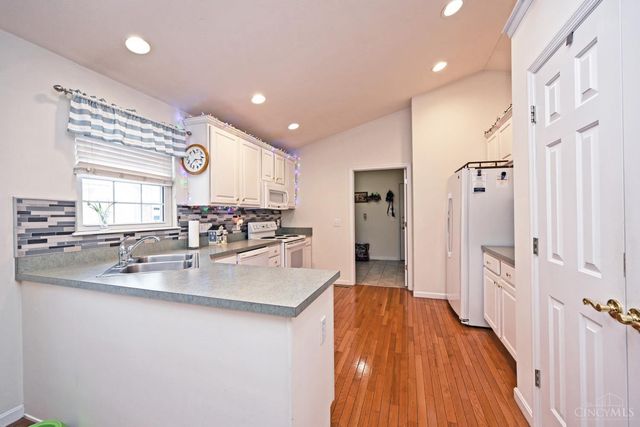 5816 Whitecat Court, Miami Twp, OH 45150