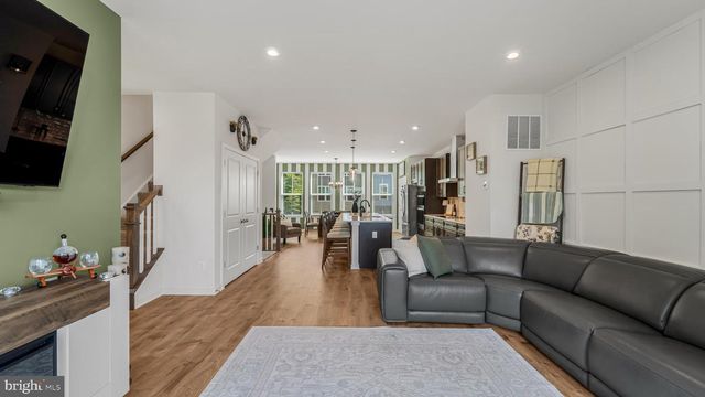 4150 MOUNTJOY WAY, Dumfries, VA 22026