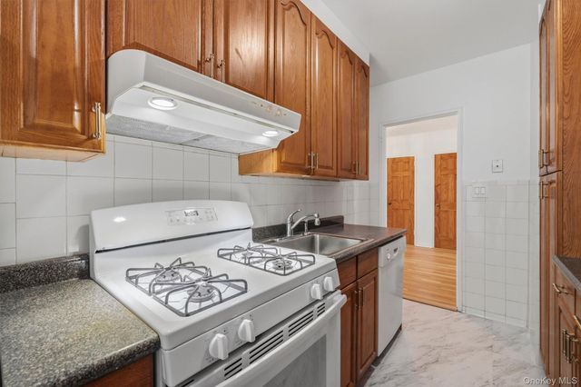 19 Abeel Street 4H, Yonkers, NY 10705