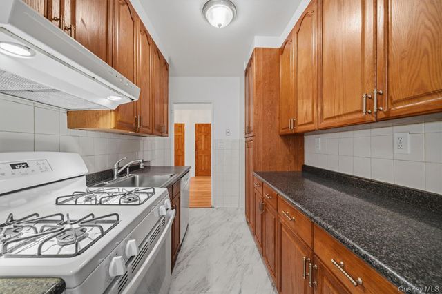 19 Abeel Street 4H, Yonkers, NY 10705