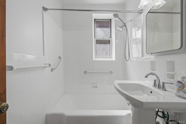 19 Abeel Street 4H, Yonkers, NY 10705