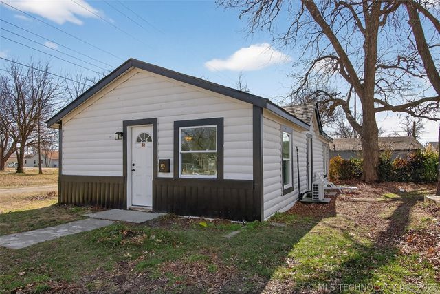 125 N Elliott Street, Pryor, OK 74361