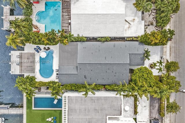 1405 Stillwater Dr, Miami Beach, FL 33141
