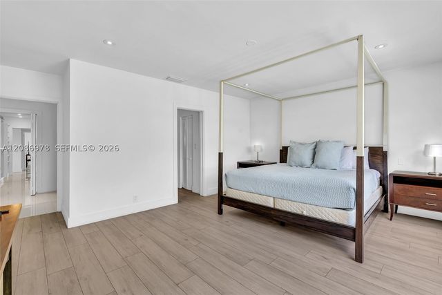 1405 Stillwater Dr, Miami Beach, FL 33141