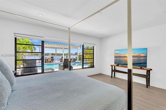 1405 Stillwater Dr, Miami Beach, FL 33141