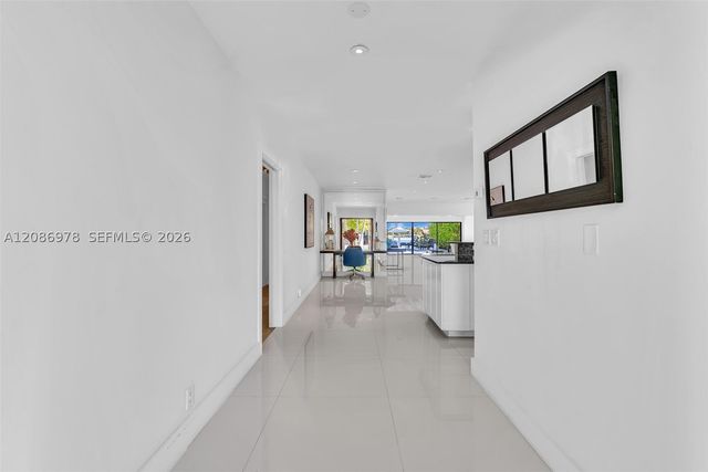 1405 Stillwater Dr, Miami Beach, FL 33141