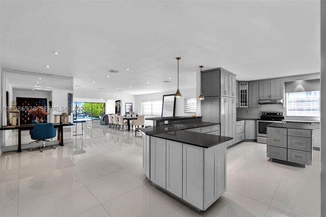 1405 Stillwater Dr, Miami Beach, FL 33141