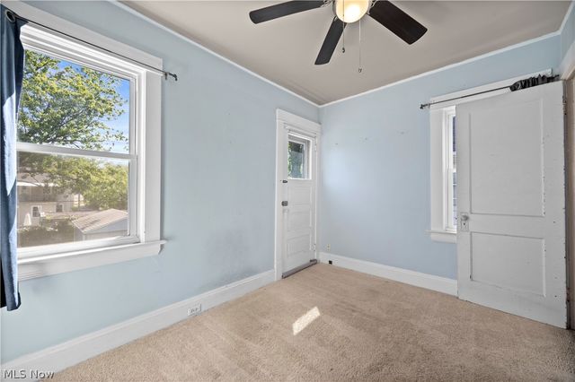 1197 Cranford Avenue, Lakewood, OH 44107