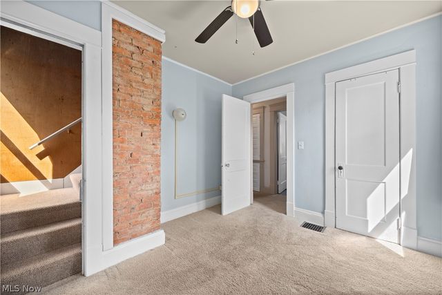 1197 Cranford Avenue, Lakewood, OH 44107