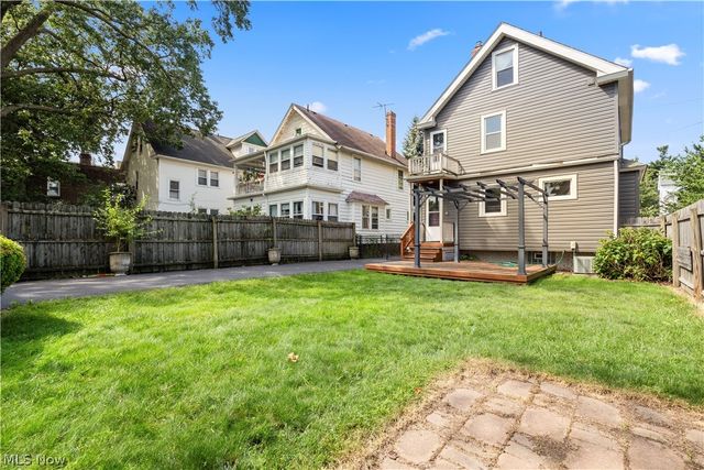 1197 Cranford Avenue, Lakewood, OH 44107