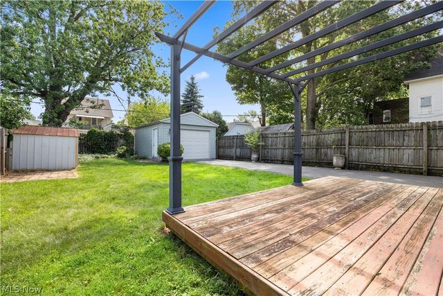 1197 Cranford Avenue, Lakewood, OH 44107