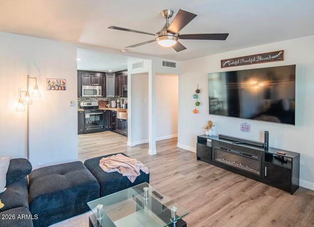7901 E LOMA LAND Drive, Scottsdale, AZ 85257