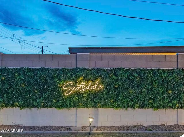 7901 E LOMA LAND Drive, Scottsdale, AZ 85257