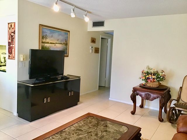 4004 Exeter A, Boca Raton, FL 33434