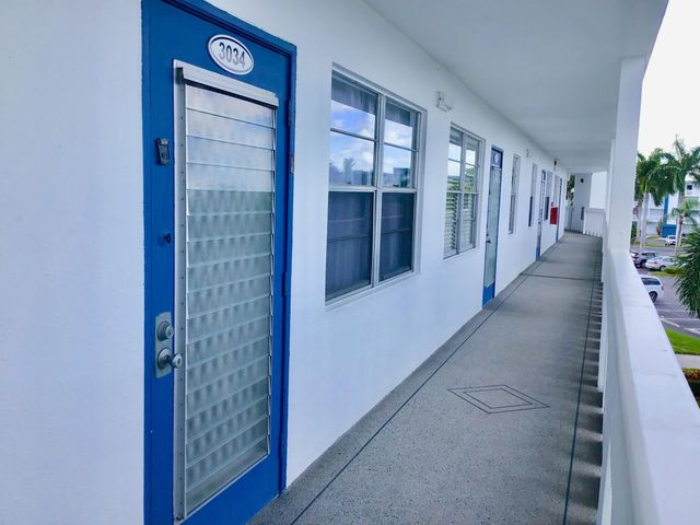 4004 Exeter A, Boca Raton, FL 33434