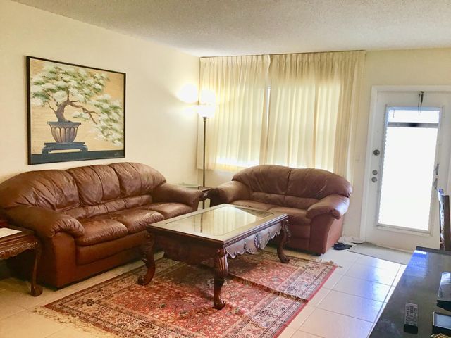 4004 Exeter A, Boca Raton, FL 33434