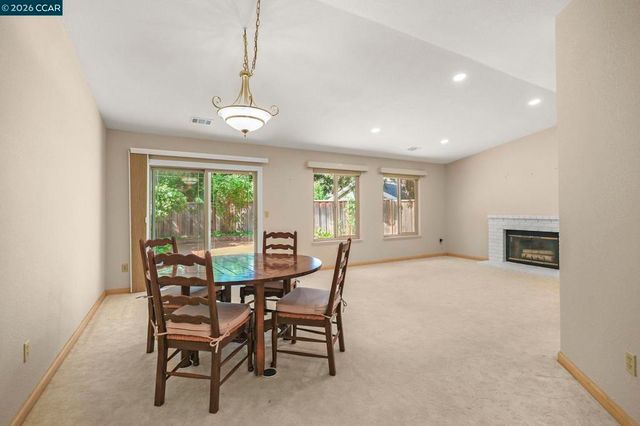 1000 Shady Creek Pl, Danville, CA 94526