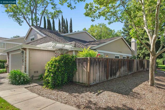 1000 Shady Creek Pl, Danville, CA 94526