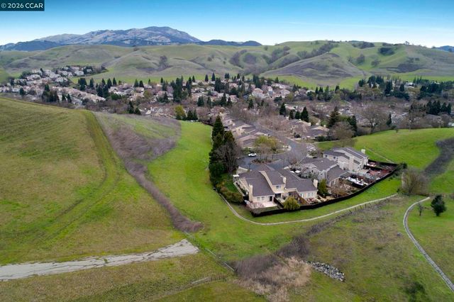 1000 Shady Creek Pl, Danville, CA 94526