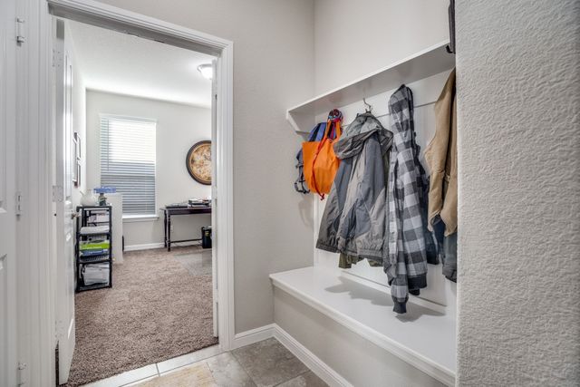 2513 Clay Creek Lane, Fort Worth, TX 76177