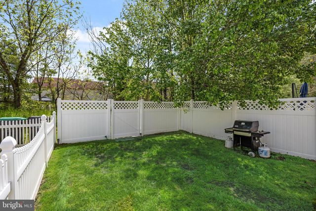 50 NORMANS FORD DR, Sicklerville, NJ 08081