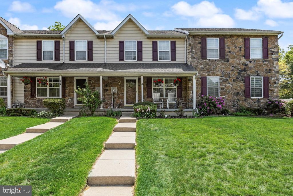 50 NORMANS FORD DR, Sicklerville, NJ 08081