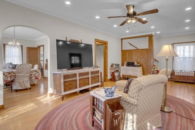 622 S Main St, Mcpherson, KS 67460