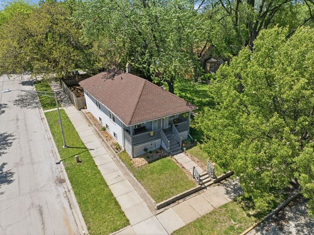 12124 S Edbrooke Avenue, Chicago, IL 60628