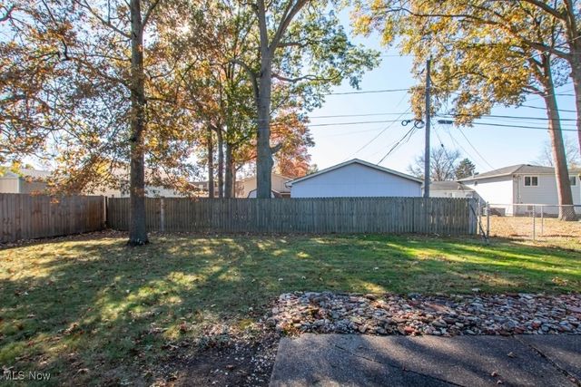 1819 Gloucester Drive, Lorain, OH 44053