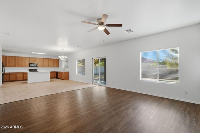 9567 W FRANK Avenue, Peoria, AZ 85382