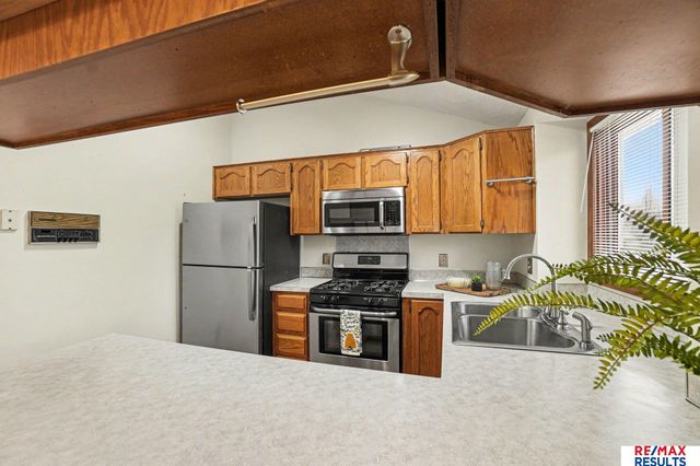 13583 Chandler Street, Omaha, NE 68138