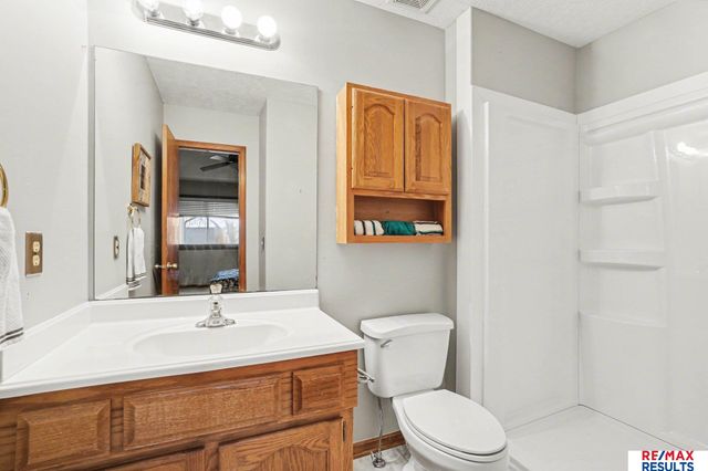 13583 Chandler Street, Omaha, NE 68138