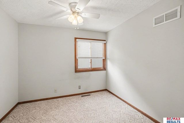 13583 Chandler Street, Omaha, NE 68138