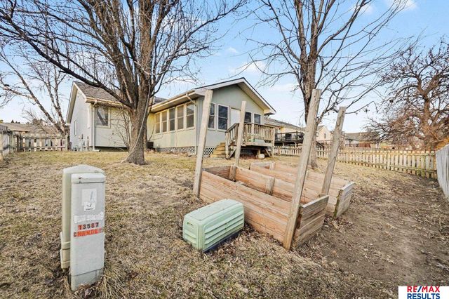 13583 Chandler Street, Omaha, NE 68138