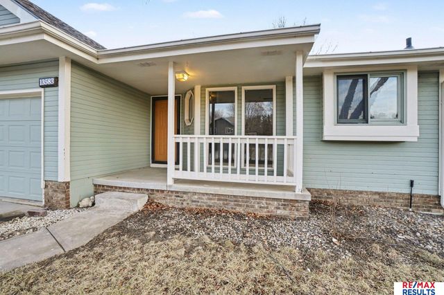 13583 Chandler Street, Omaha, NE 68138