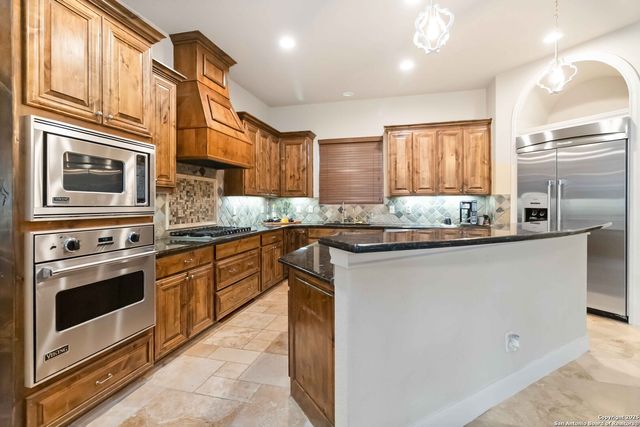 8415 Wild Wind Park, Garden Ridge, TX 78266