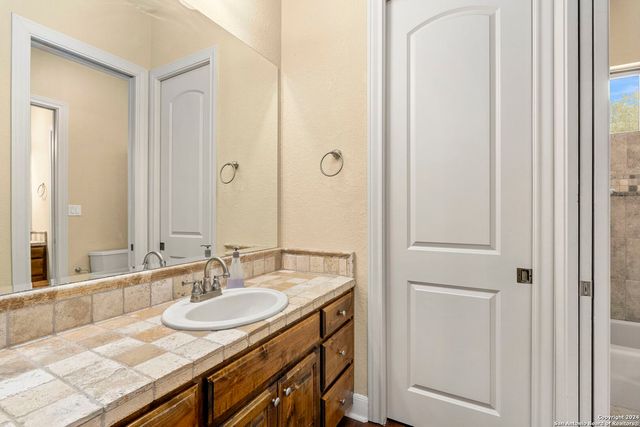 8415 Wild Wind Park, Garden Ridge, TX 78266