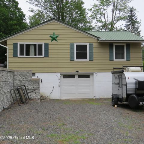 118 Hemlock Terrace, Northville, NY 12134