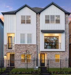 137 Eastwood Street, Houston, TX 77011