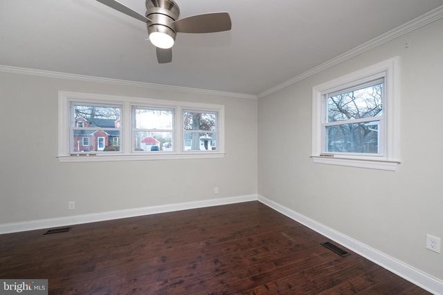 311 WILSON AVE, Mount Ephraim, NJ 08059