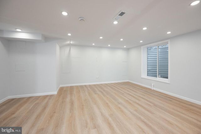 311 WILSON AVE, Mount Ephraim, NJ 08059