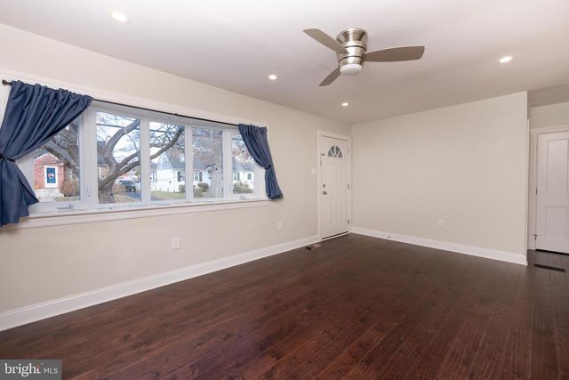 311 WILSON AVE, Mount Ephraim, NJ 08059