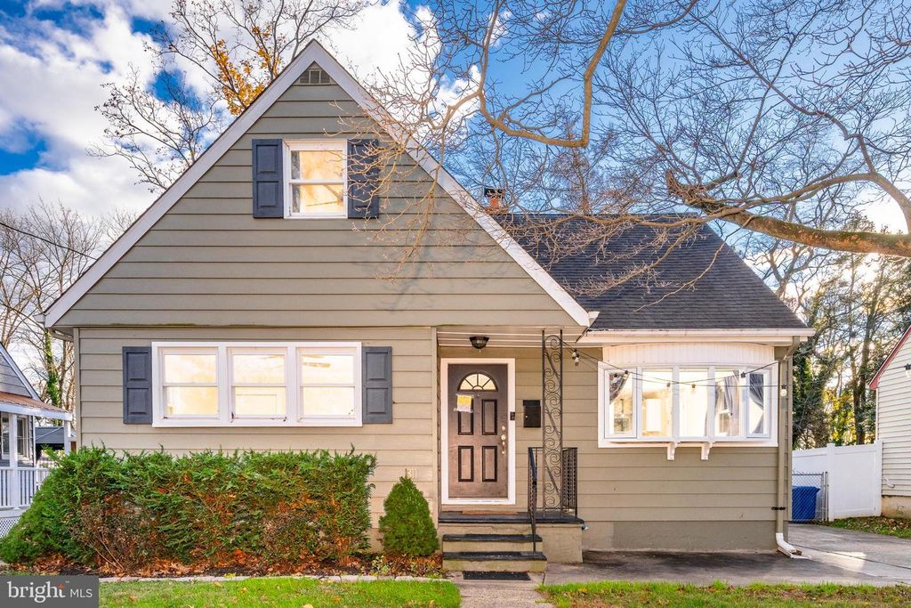 311 WILSON AVE, Mount Ephraim, NJ 08059