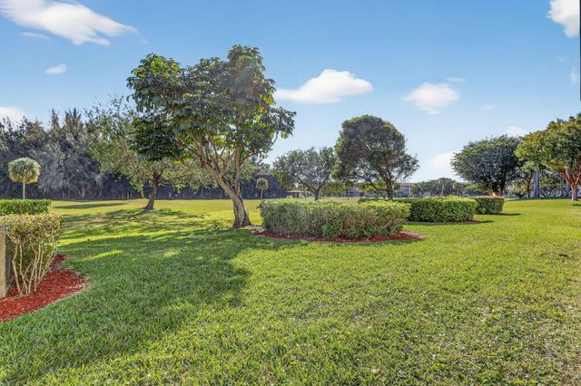 12500 SW 6th Street 110n, Pembroke Pines, FL 33027