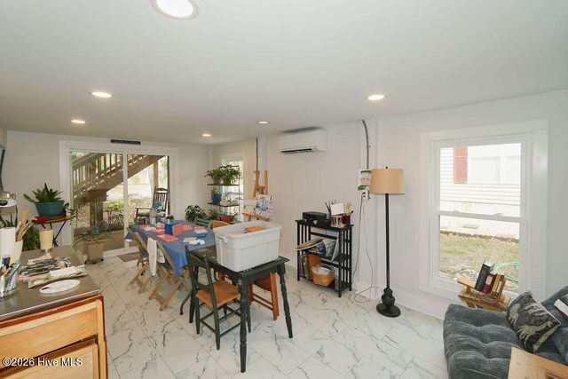 212 NE 48th Street, Oak Island, NC 28465
