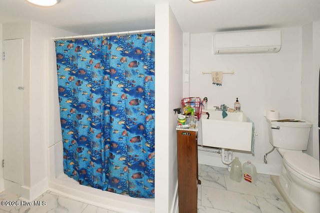 212 NE 48th Street, Oak Island, NC 28465