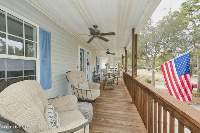 212 NE 48th Street, Oak Island, NC 28465