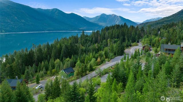 500 Anna Bell Drive, Ronald, WA 98940