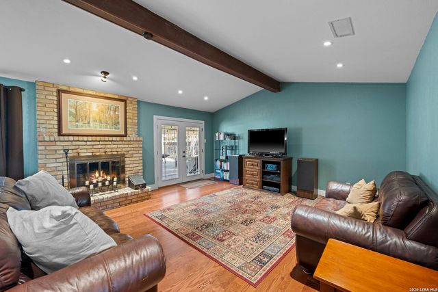 106 Seamoor, Fredericksburg, TX 78624