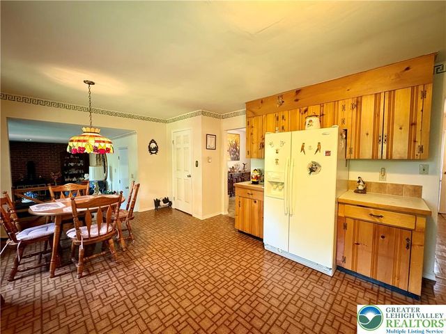 5705 Bel Air Drive, Upper Saucon Twp, PA 18036